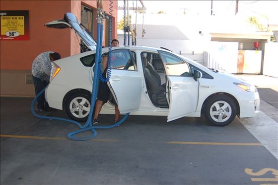 Russell Fischer Car Care Centers: Bella Terra Car Wash & Fast Lube